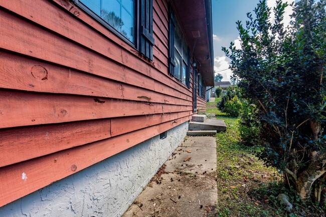 Building Photo - 382 Smitherman Rd