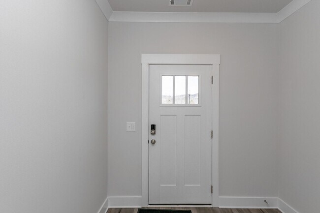 Building Photo - Monte Vista Townhomes