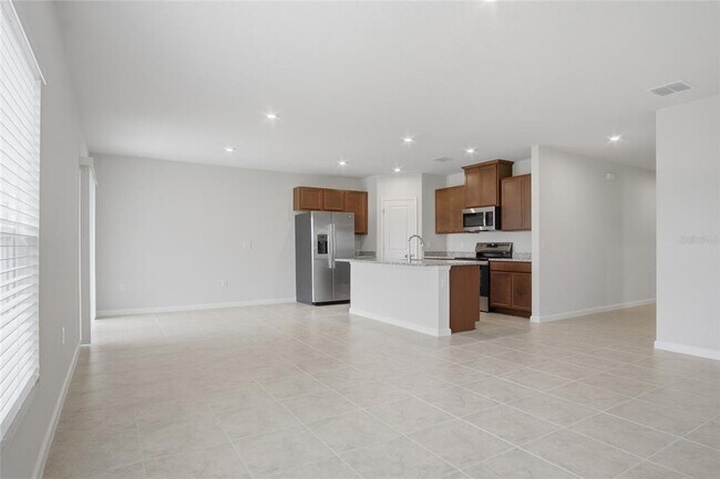 Building Photo - 724 Cantaberry Dr