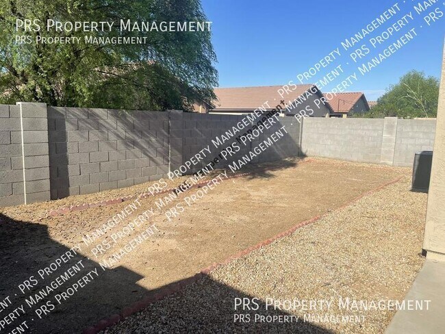 Building Photo - 2306 W Kristina Ave