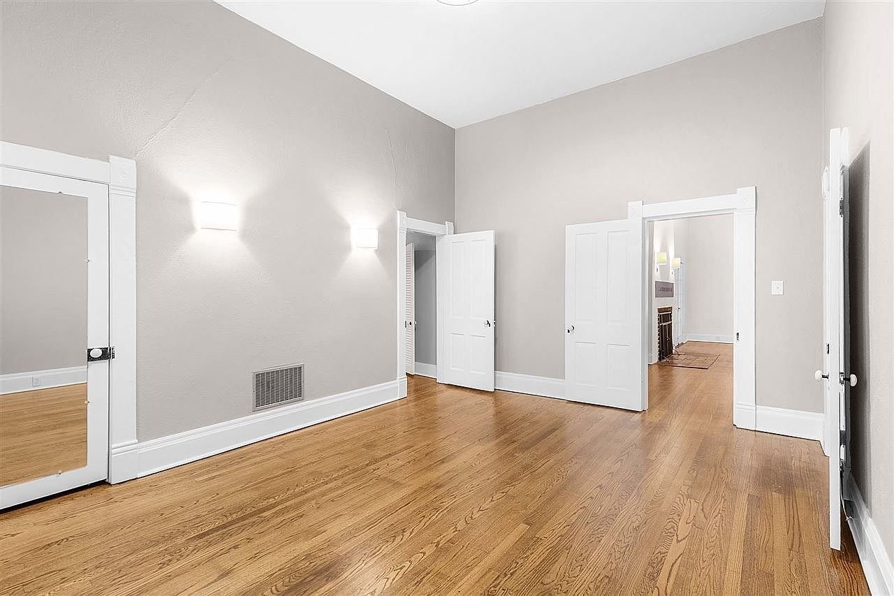 Building Photo - 1742 N Highland Ave