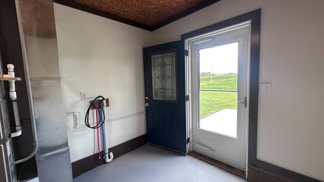 Building Photo - Beautifully Updated Country Home in Iuka, IL