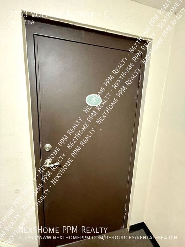 Building Photo - 2703 Voelkel Ave