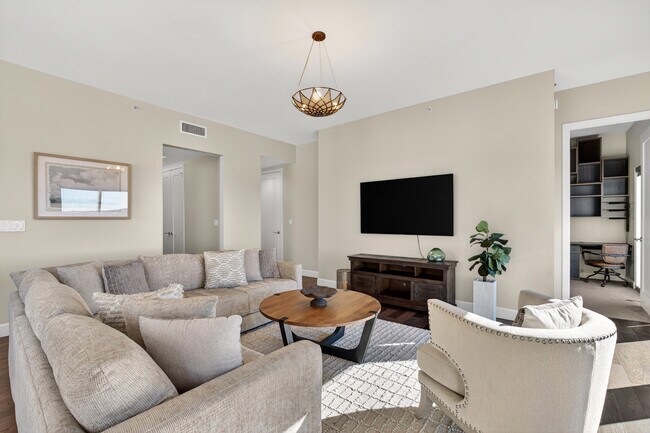 Building Photo - 1820 Peachtree St NW