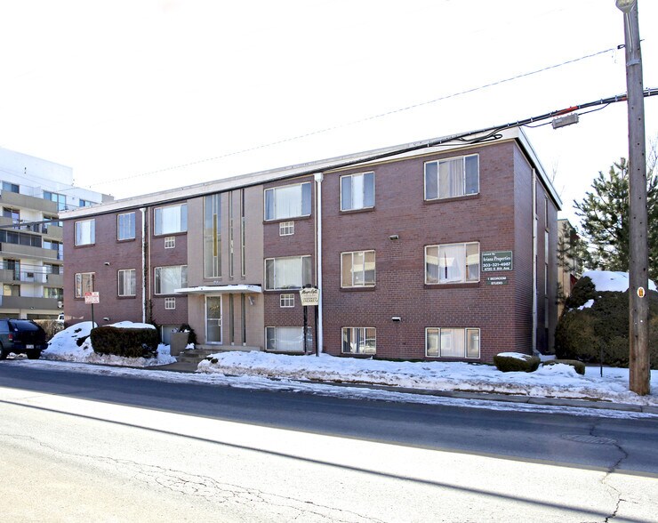 Primary Photo - Mayor Apartments