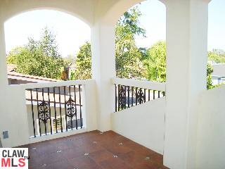 Building Photo - 7917 Westlawn Ave