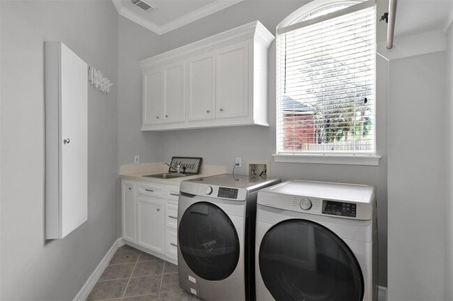 Building Photo - 9706 Chipstead Ct