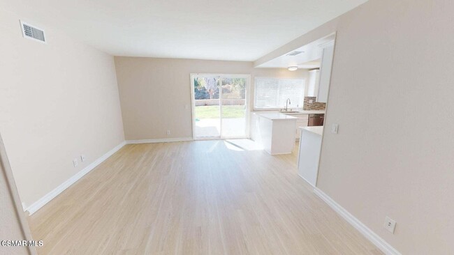 Building Photo - 89 Los Vientos Dr