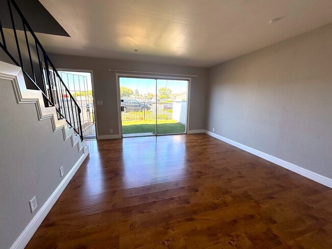 Building Photo - 4606 Granada Way