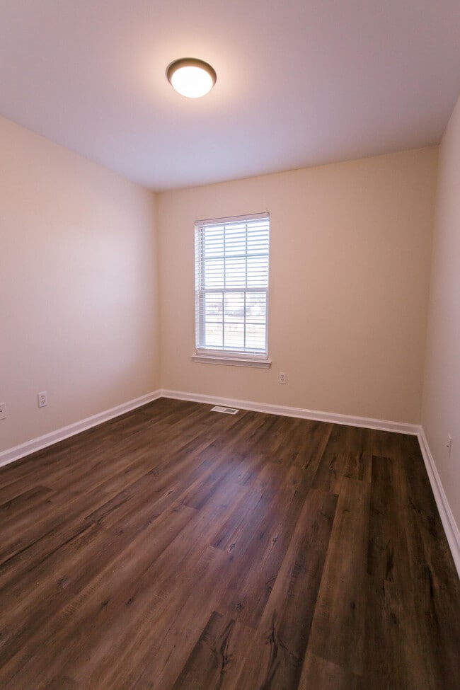 Building Photo - 3851 Dylan Pl