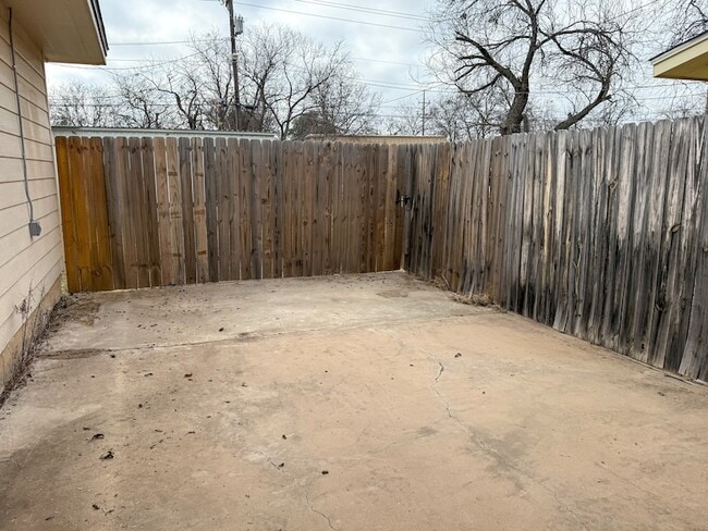 Building Photo - 2641 S 22nd St