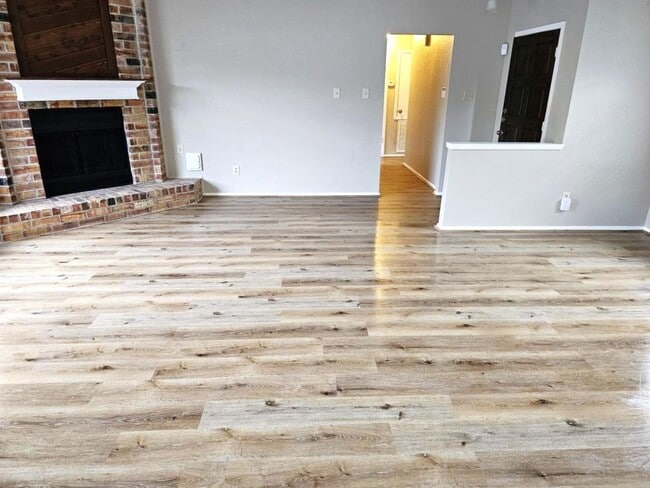 Building Photo - 2503 Brookford Dr