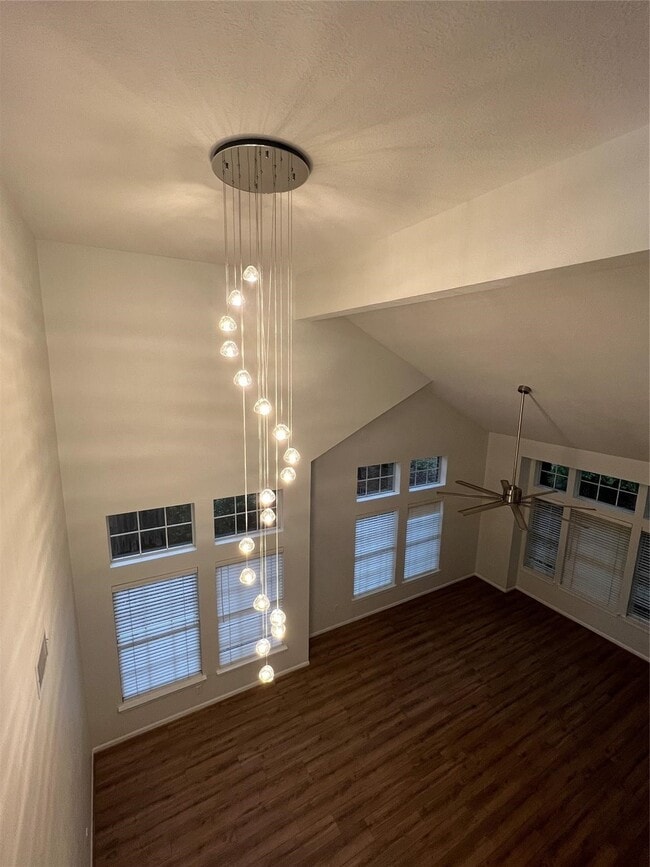 Building Photo - 34 E Trillium Cir