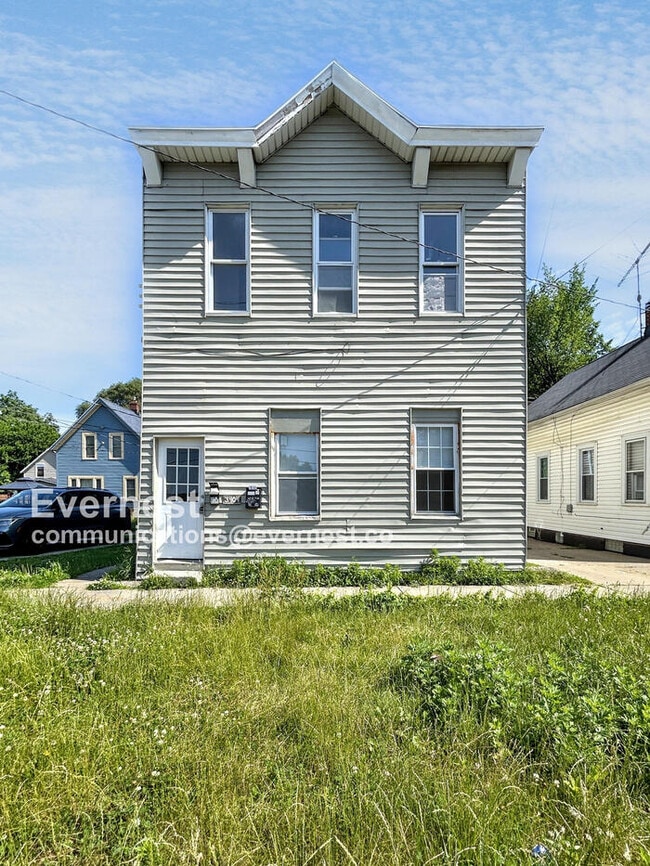 Primary Photo - 3404 Walton Ave