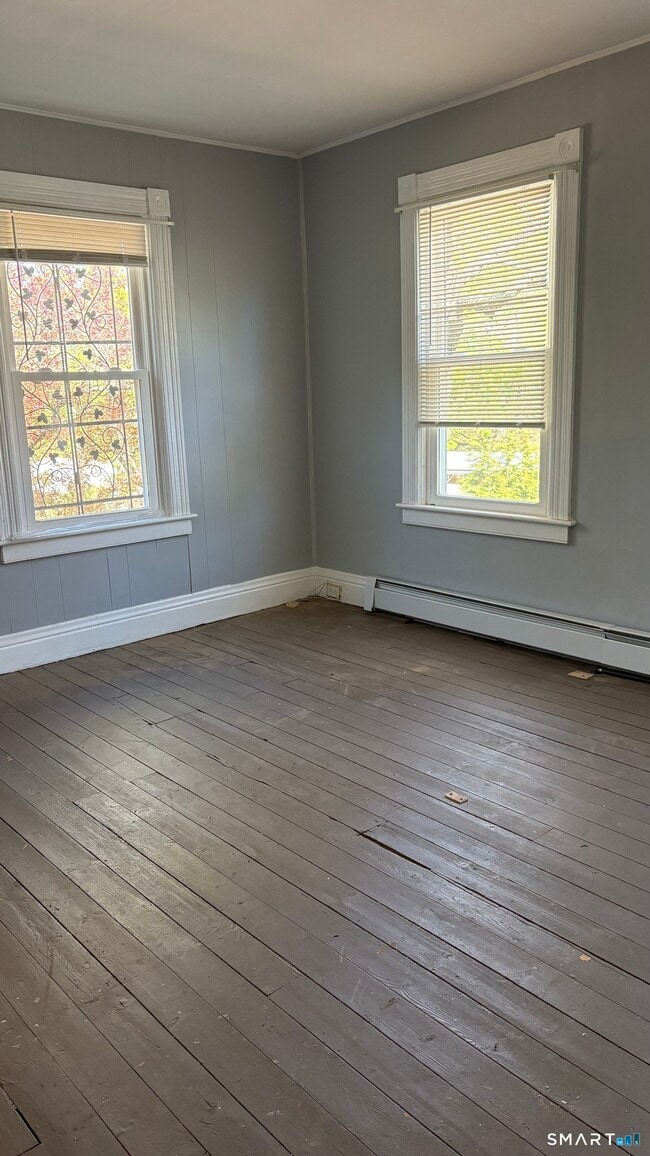 Building Photo - 130 Platt Ave