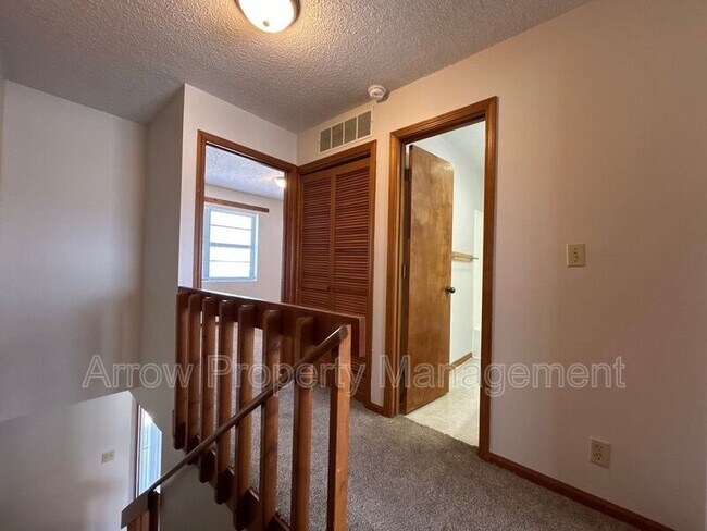 Building Photo - 1322 S Jackson St