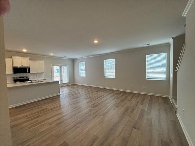 Building Photo - 6652 Parson St