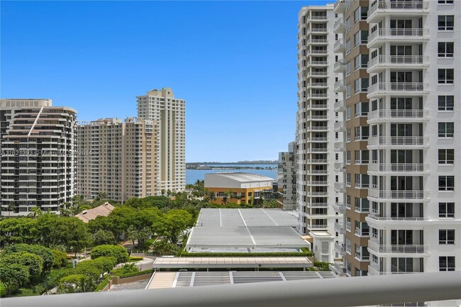 Building Photo - 901 Brickell Key Blvd