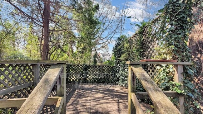 Building Photo - 5411 Windingbrook Rd