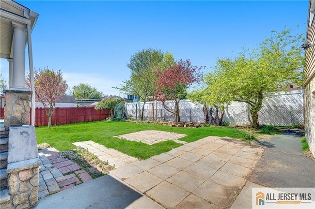 Building Photo - 14 Albourne St