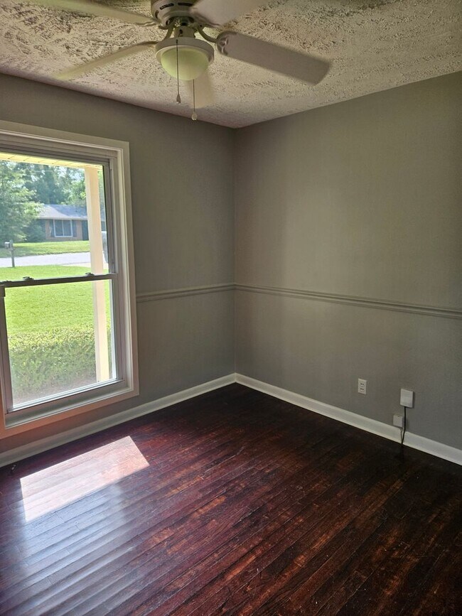 Building Photo - 873 Baxley Way