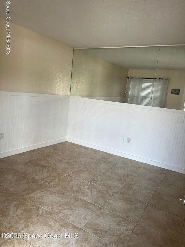 Building Photo - 307 Adams Ave