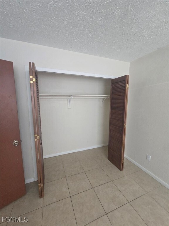 Building Photo - 3815 SE 15th Pl