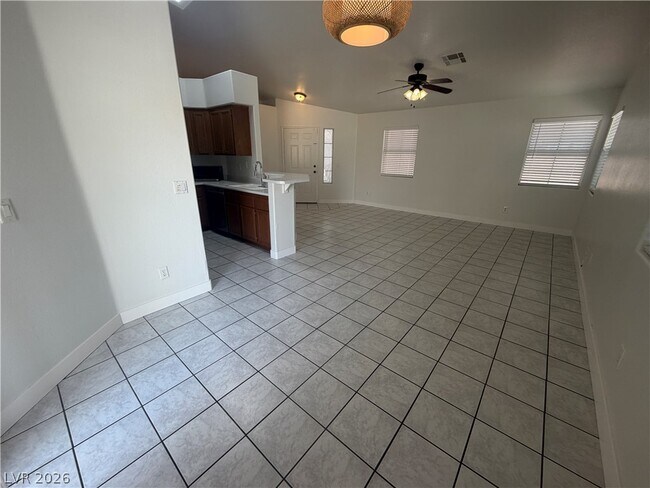 Building Photo - 7505 Flat Rock St