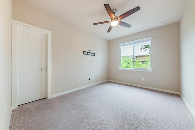Building Photo - 4406 Banister Ln