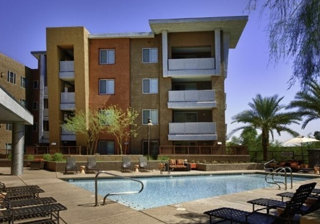 Building Photo - Camden Sotelo