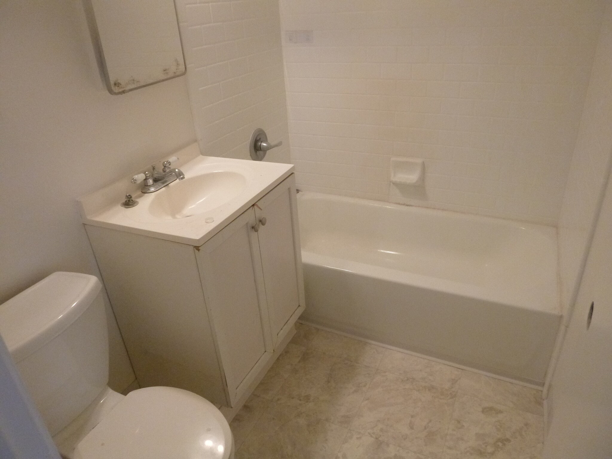 Building Photo - 1805 8th Ave