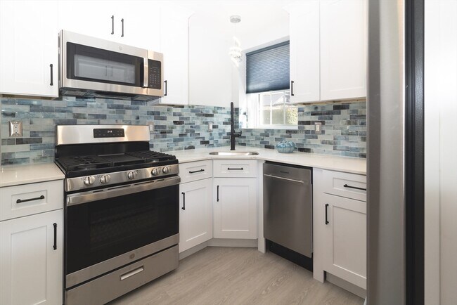 Building Photo - 229 Oneil Rd