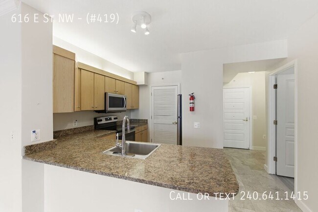 Building Photo - 616 E St NW