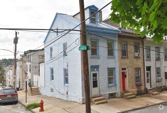 Building Photo - 4550 Silverwood St