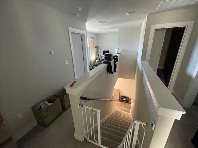 Building Photo - 8412 Cottage Rose Dr