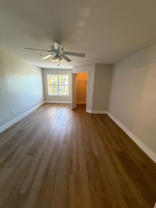 Building Photo - Application pending***Do Not Apply***Spacious 2/2 Condo in Sable Point within gated community