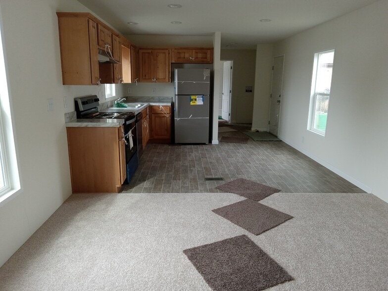 Building Photo - 2934 Summers Ln