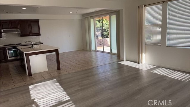 Building Photo - 1312 Macneil Dr