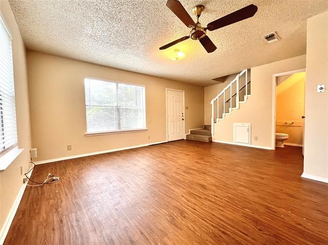 Building Photo - 2620 Bolivar St