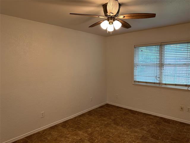 Building Photo - 910 Sunny Slope Dr