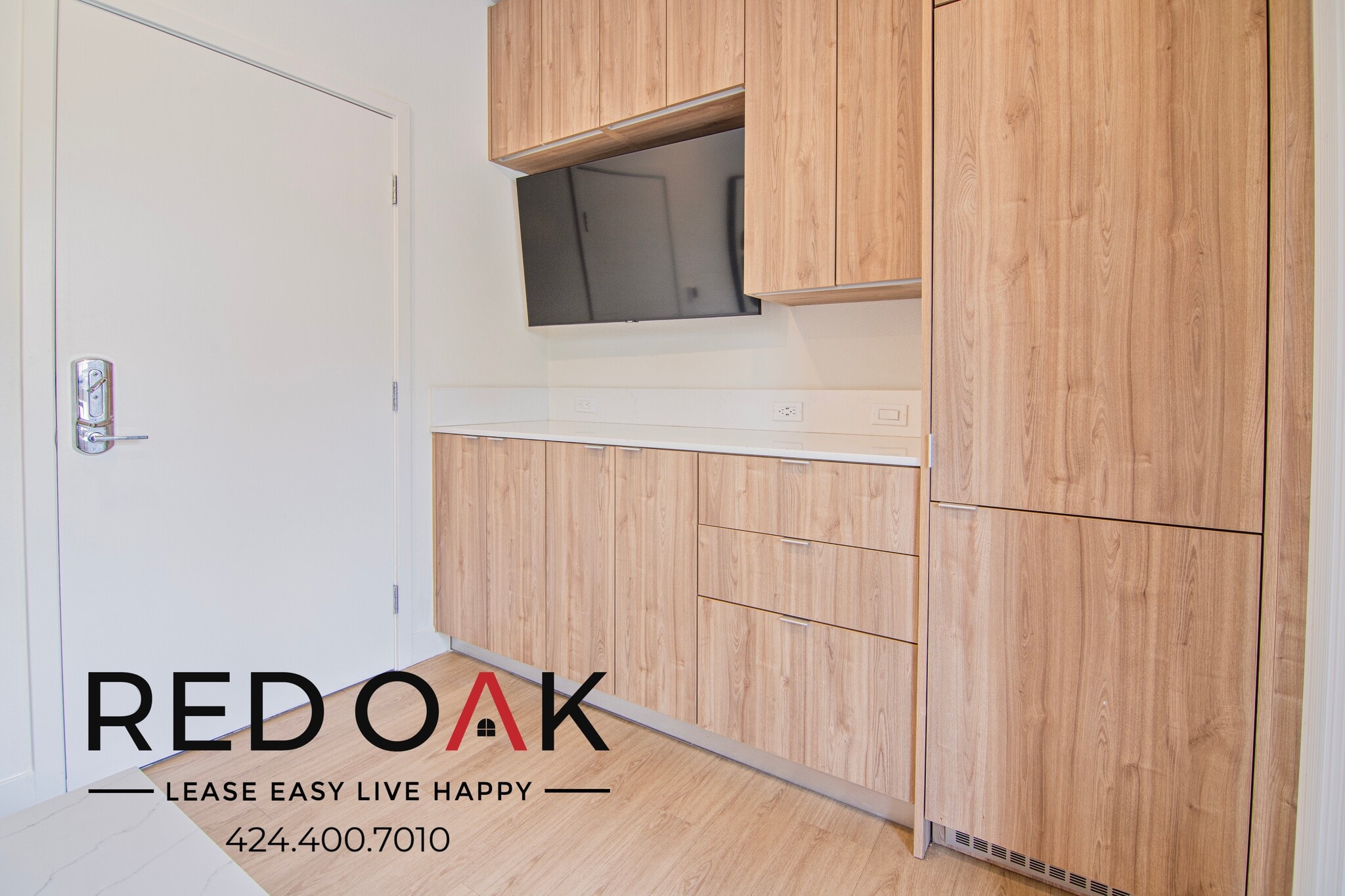 Building Photo - 7810 Topanga Canyon Blvd