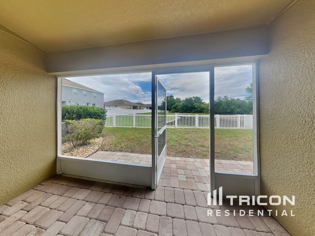 Building Photo - 12522 Cricklewood Dr