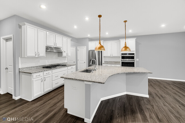 Building Photo - 597 Watercress Dr