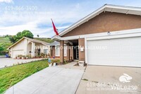 Building Photo - 167 Parkcreek Ct