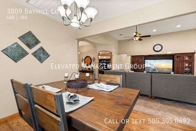 Building Photo - 3809 Bay Hill Loop SE