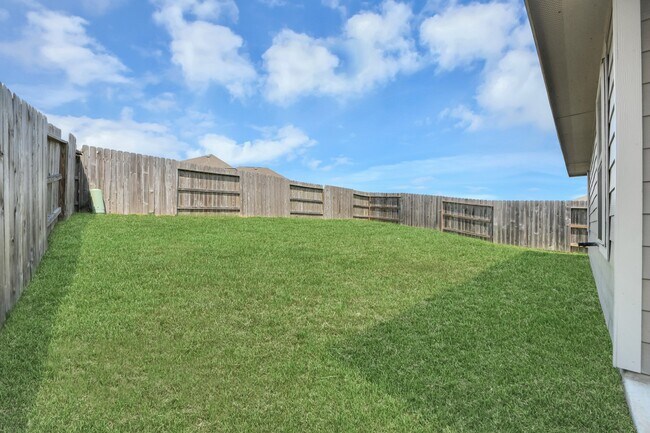 Building Photo - 6233 Arcadia Sound Ln