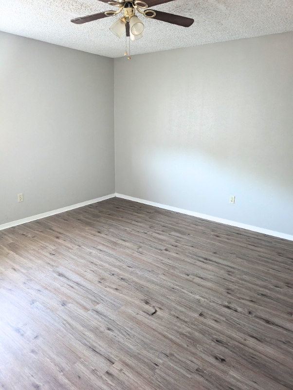 Building Photo - 505 N Main St