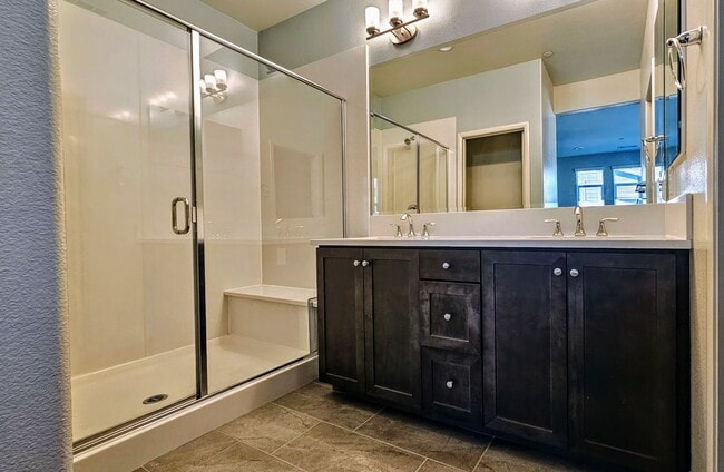 Building Photo - CIELO DR RANCHO CUCAMONGA 91739 (3 BED / 3.5 BATH)