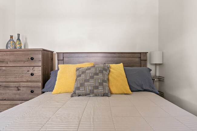 Building Photo - 935-937 Marshall Avenue