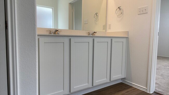 Building Photo - 4128 Home Place Rd